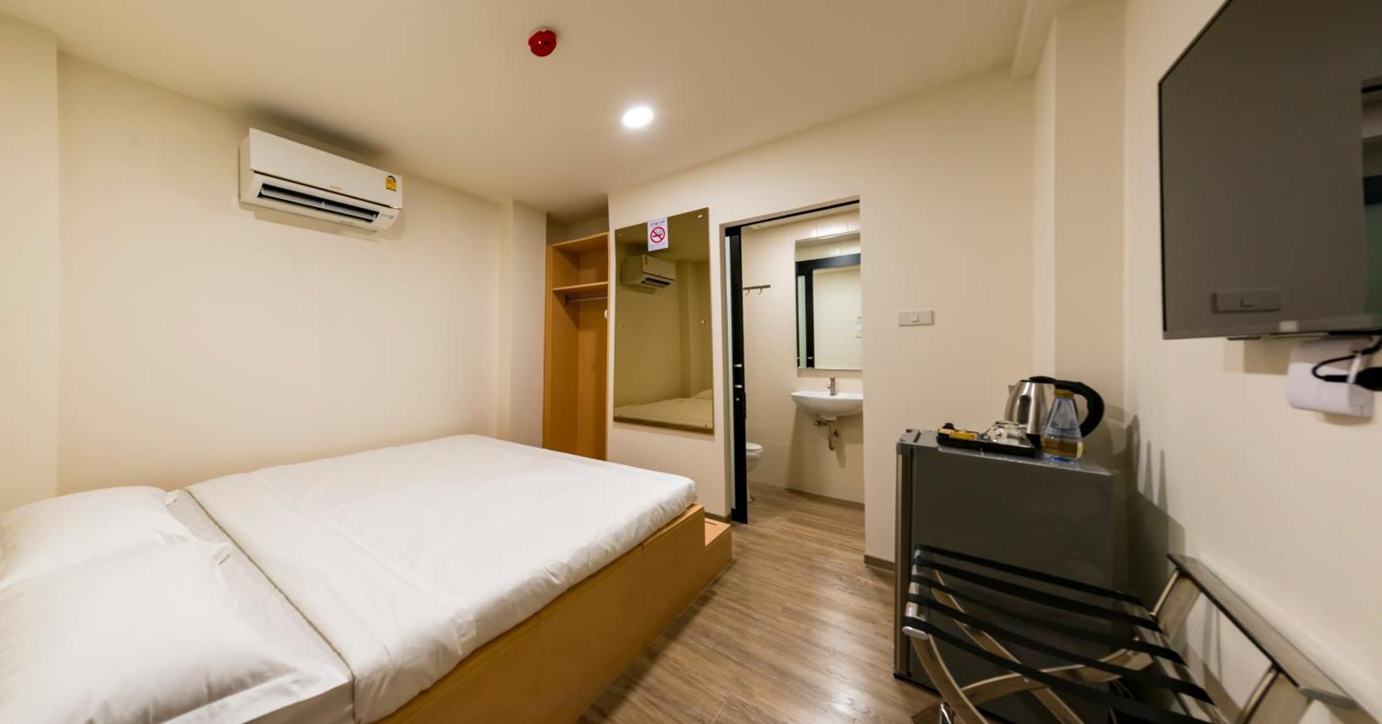 P18 Hotel 曼谷 客房 照片